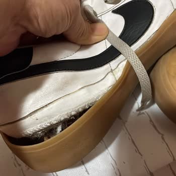 In Street Kısa Sürede Tabandan Ayrılan Nike Ayakkabı İçin İade Talebim Reddedildi