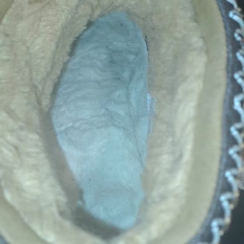 Ayakkabıda Renk Solması Ve Astar Sorunu Sonrası Yetersiz Mağaza İlgisi