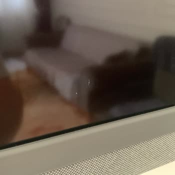 Servisten Çiziklerle Dönen Televizyonum İçin Çözüm Bekliyorum