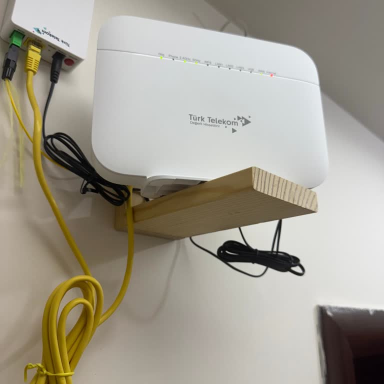 Bir Haftadır Süren İnternet Kesintisi Ve Belirsiz Arıza Açıklamaları Mağduriyetimi Artırıyor