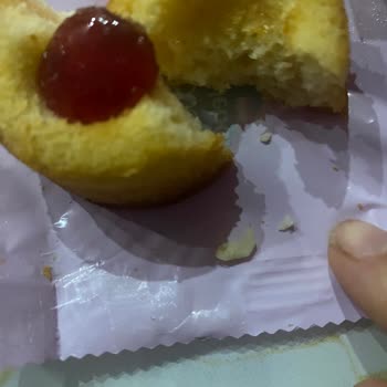 Ülker Ekstra Jölebol Kekten Yabancı Madde Çıkması Ve Güven Kaybı