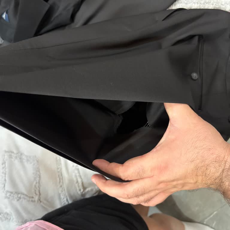 Kuru Temizlemede Yeni Takım Elbisem Yırtıldı Mağduriyetim Giderilmiyor