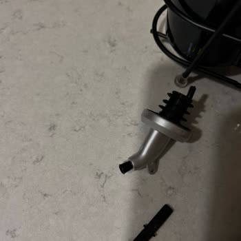 Kırık Ürün İçin Değişim Reddi Ve Saygısız Tutum Mağaza Deneyimimi Olumsuz Etkiledi