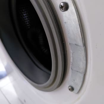 Kırık Teslim Edilen Çamaşır Makinesi İçin Söz Verilen Ücret İade Edilmedi