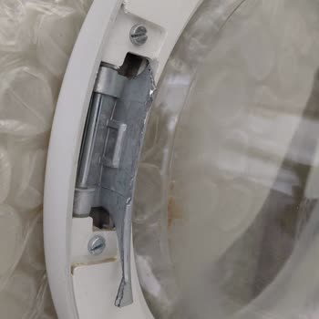 Kırık Teslim Edilen Çamaşır Makinesi İçin Söz Verilen Ücret İade Edilmedi