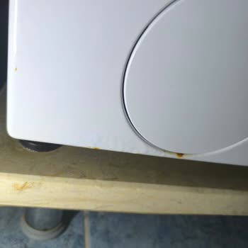 Yeni Alınan Hoover Çamaşır Makinesinde Kısa Sürede Paslanma Ve Kabarma Sorunu