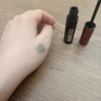 Aldığım Kozmetik Ürünü Bozuk Çıktı, Mağduriyetimin Giderilmesini İstiyorum