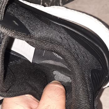 FLOdan Aldığım Ayakkabı Kısa Sürede Yırtıldı Garanti Kapsamında Çözüm Sunulmadı