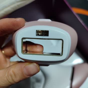 Philips Lumea BRİ950 Başlığında Çatlama Ve Yetersiz Müşteri Desteği Nedeniyle Hayal Kırıklığı