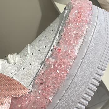 Özel Tasarım Ayakkabıda Beklenmeyen Kalitesizlik Ve Ücret İadesi Talebi