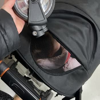 Bebek Arabası Tekerleği Tekrar Kırıldı Güvenliğimiz Tehlikeye Girdi