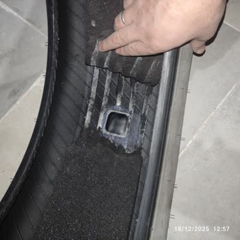 Yükseliş Hyundai Yetkili Serviste Özensiz Lastik Tamiri: Güvenlik Ve Konfor Riski