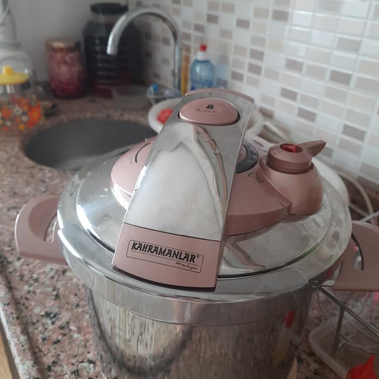 Kahramanlar Düdüklü Tencere Sorunu