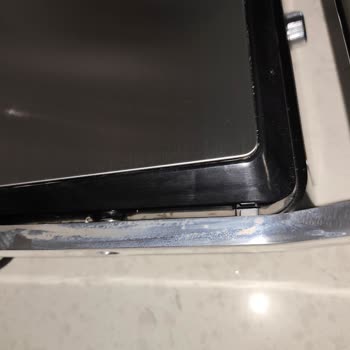 Karaca Tost Makinesinde Oluşan Kararmaya Yetersiz Servis Yanıtı Ve Çözüm Talebi