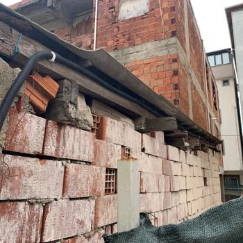 Evimin Dış Cephesine İzinsiz Kablo Ve Kutu Yerleştirilmesi Mağduriyeti