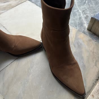 İlk Giyimde Deforme Olan Bot Hayal Kırıklığı Yarattı