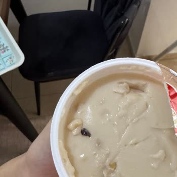 Eker Sütlü Tatlıda Hijyen Sorunu Ve Yetersiz Müşteri Desteği Endişesi