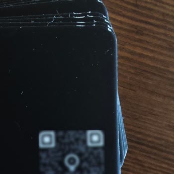 Bidolu Baskıdan Gelen Kartvizitlerde Ağır Üretim Kusuru Ve Çözümsüzlük