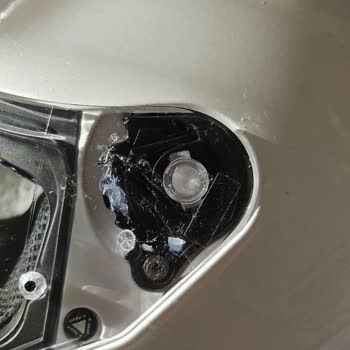 Kullanılmış Kaskı Sıfır Diye Gönderdiler, İade Ve Para İadesi Talep Ediyorum