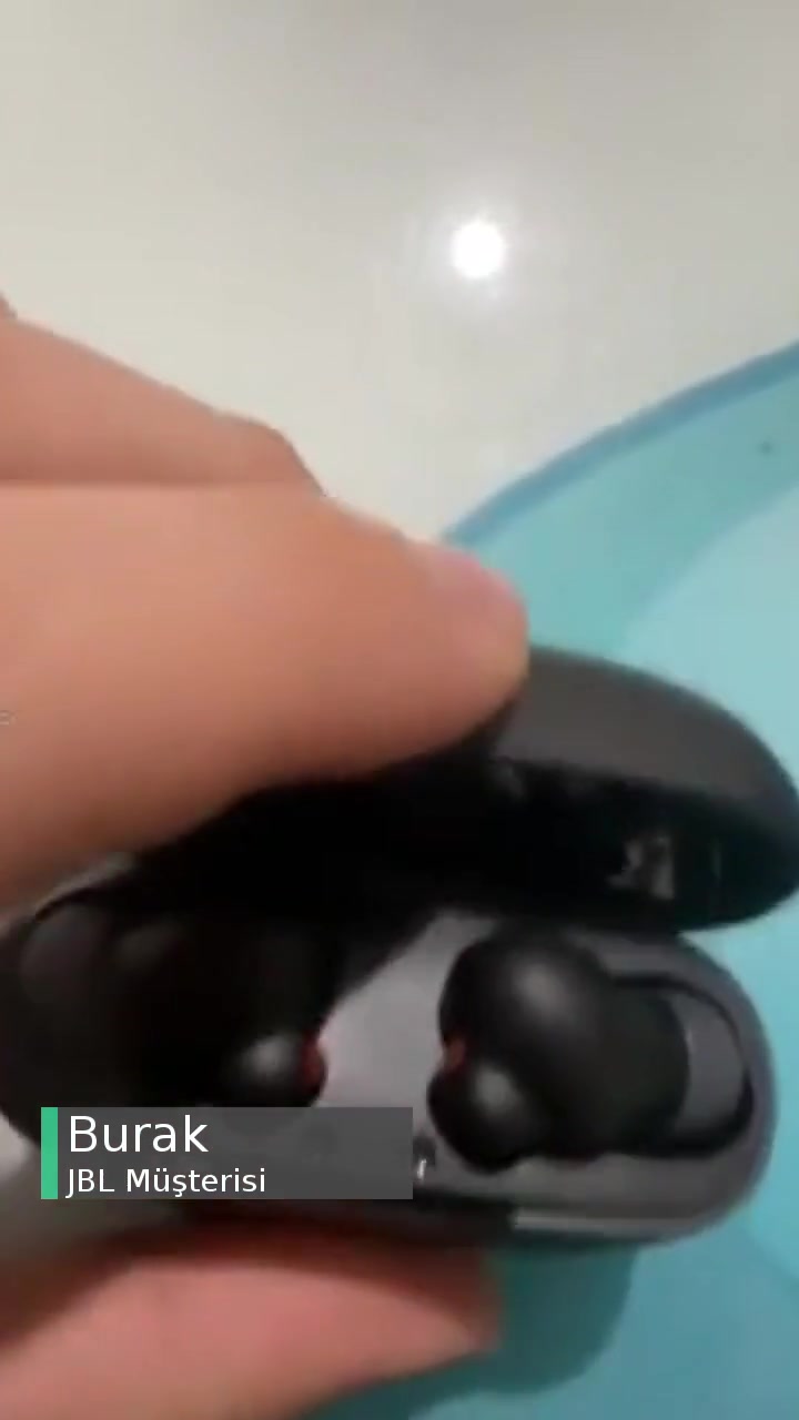 JBL Kulaklığı Sıfır Aldım Daha 1 Kez Bile Kullanamadım videonun kapak resmi