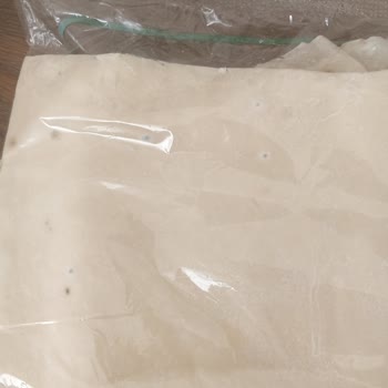 Bozuk Yufka Ve Özensiz Teslimat Deneyimi