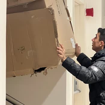 Kırık Ve Eksik Gelen Bahçe Takımında Bauhaus Mağduriyeti