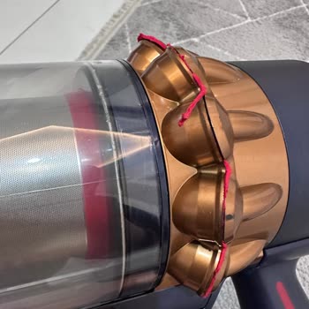 Dyson Süpürgemin Silikonları Soyuluyor, Çekim Gücü De Düştü, Çözüm Bekliyorum
