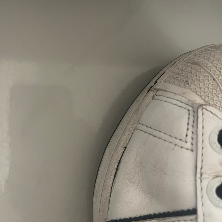 3 Ayda Yanı Açılan Adidas Ayakkabı İçin Değişim Talebim Reddedildi