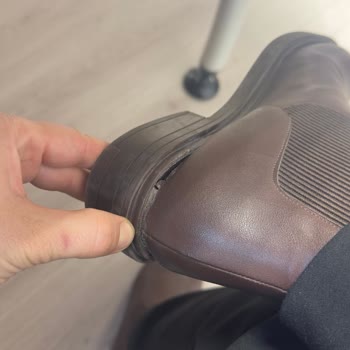 Bambi'den Aldığım Botlar Kısa Sürede Deforme Oldu