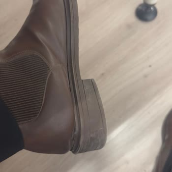 Bambi'den Aldığım Botlar Kısa Sürede Deforme Oldu