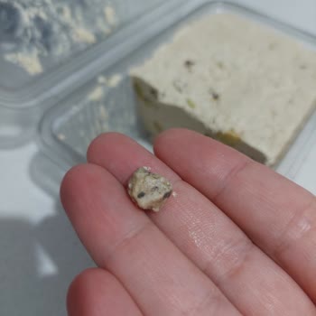 Serel Antep Fıstıklı Helvada Taş Çıkması: Sağlık Riski Ve Güven Sorunu