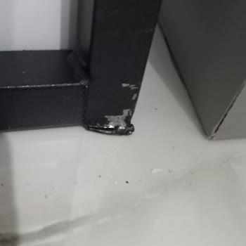 Aldığım Dolap Hasarlı Geldi, Çözüm Yerine Sürekli İptal Edilen Tedarik Paketleriyle Uğraştım