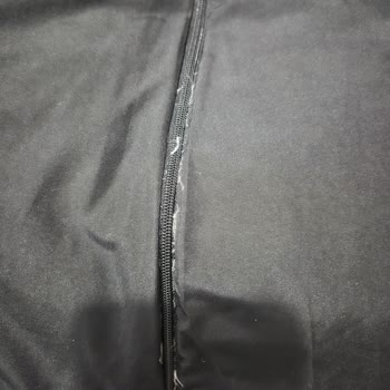 Zara Monttan Sürekli Tüy Çıkıyor, İade Talebim Göz Ardı Edilmesin