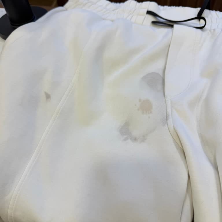 Lufian Eşofman Altı İlk Yıkamada Kalıcı Leke Mağaza Değişim Talebimi Reddetti