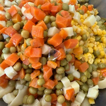 Konserve Garnitürden Çıkan Cam Parçası Büyük Risk Oluşturdu