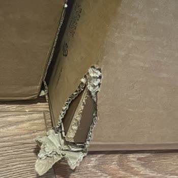 IKEA Teslimatta Hasarlı Ürün ve Yetersiz Müşteri Hizmeti Nedeniyle Mağduriyet