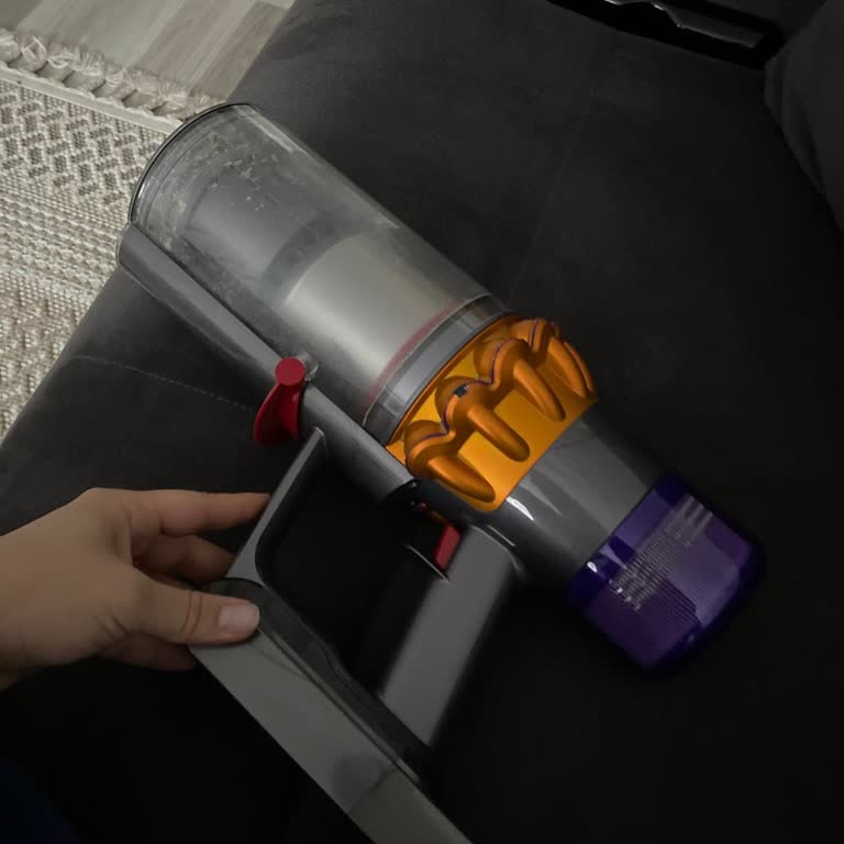 Garanti Biter Bitmez Arızalanan Dyson Süpürgeye Yüksek Servis Ücreti Mağduriyeti