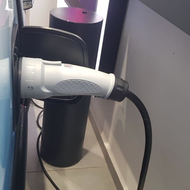 Reeder Bozuk Gelen Şarj Aletine Çözüm Bulamayan Müşteri Hizmetleri Mağduriyetim