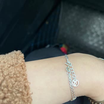 Altın Kaplama Bilekliğin Hızla Renk Değiştirmesi Ve Yetersiz Müşteri Hizmeti Nedeniyle İade Talebi