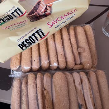 Pesotti Marka Kedi Dili Ürününde Siyah Lekeler Ve Sağlık Endişesi