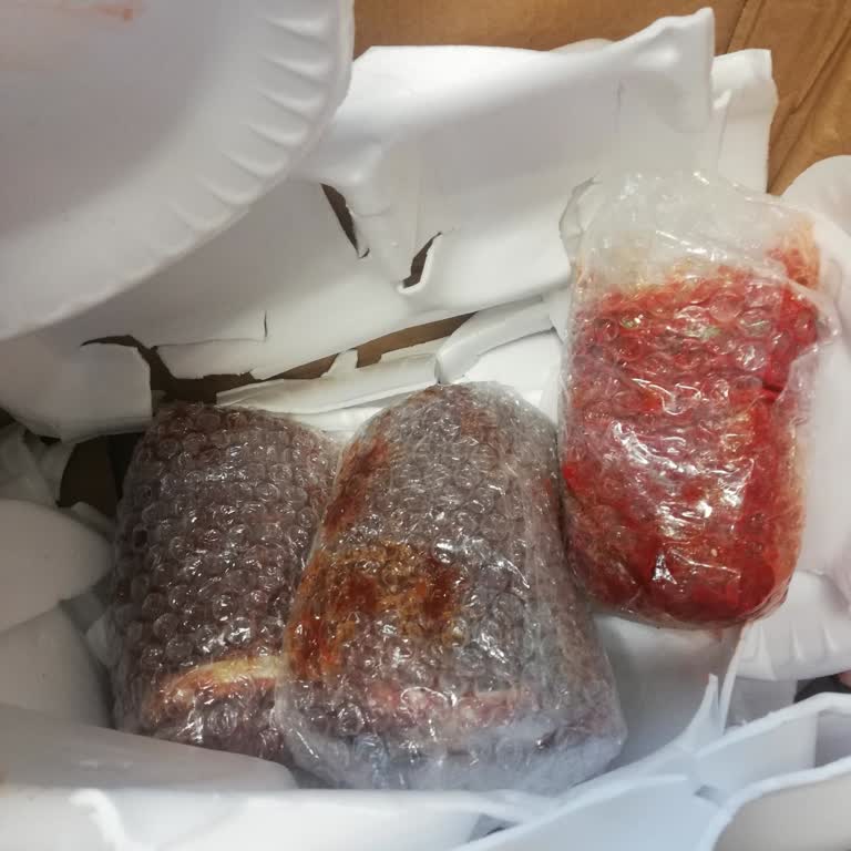 Hepsijet İle Teslim Edilen Ürünüm Kırık Ve Ezik Geldi İletişim Kuramıyorum