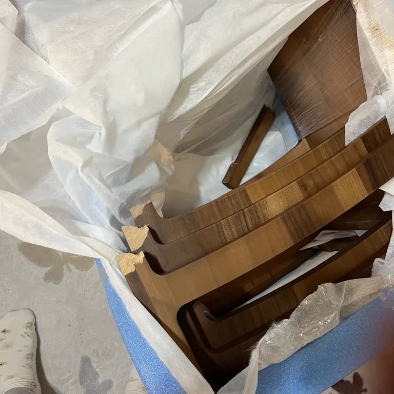 Kırık Teslim Edilen Sehpa İçin Çözüm Ve İletişim Eksikliği Mağduriyeti