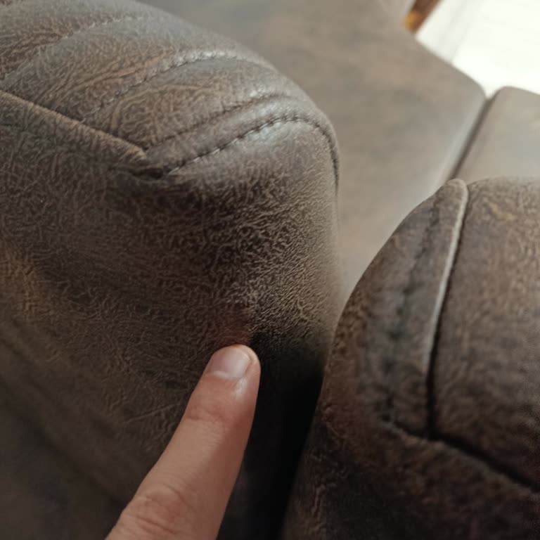 Köşe Koltuk Takımı Hatalı Geldi, Değişim Süreci Uzadı Ve Bilgilendirme Yapılmadı