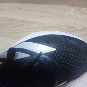 Kısa Sürede Deforme Olan Ayakkabı Ve Yetersiz İnceleme Sonucu Hayal Kırıklığı