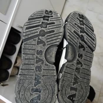 Back & Bond Ayakkabı Sorunu