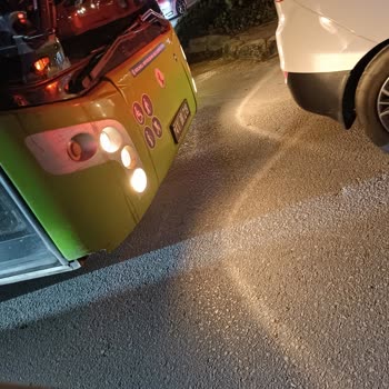 UlaşımPark Otobüs Şoförünün Trafik Güvenliğini Tehlikeye Atan Davranışı