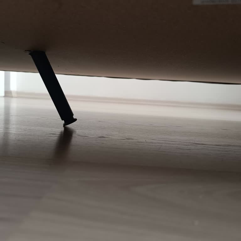 Doğtaş Mobilya Koltuk Takımında Kırık Ayak Ve Dikiş Atması Nedeniyle Hayal Kırıklığı