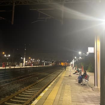 İzmit-İstanbul YHT Trenlerinde Sürekli Gecikme Mağduriyeti