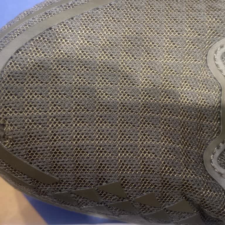 Kısa Sürede Açılan Ayakkabı Ve Yetersiz Mağaza Hizmeti Hayal Kırıklığı Yarattı