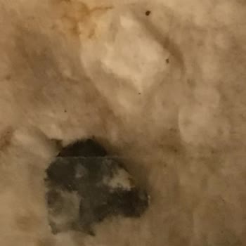 Lavaş Ekmeğin İçinden Metal Parça Çıktı, Müşteri Hizmetlerine Ulaşılamadı